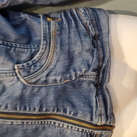 Denim jacket - Picture 3 of 10